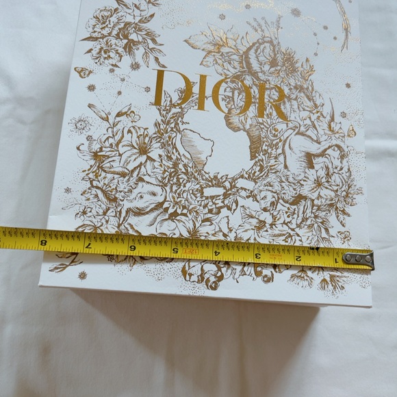 Dior Paper Bag with Dior Charm - Picture 7 of 8